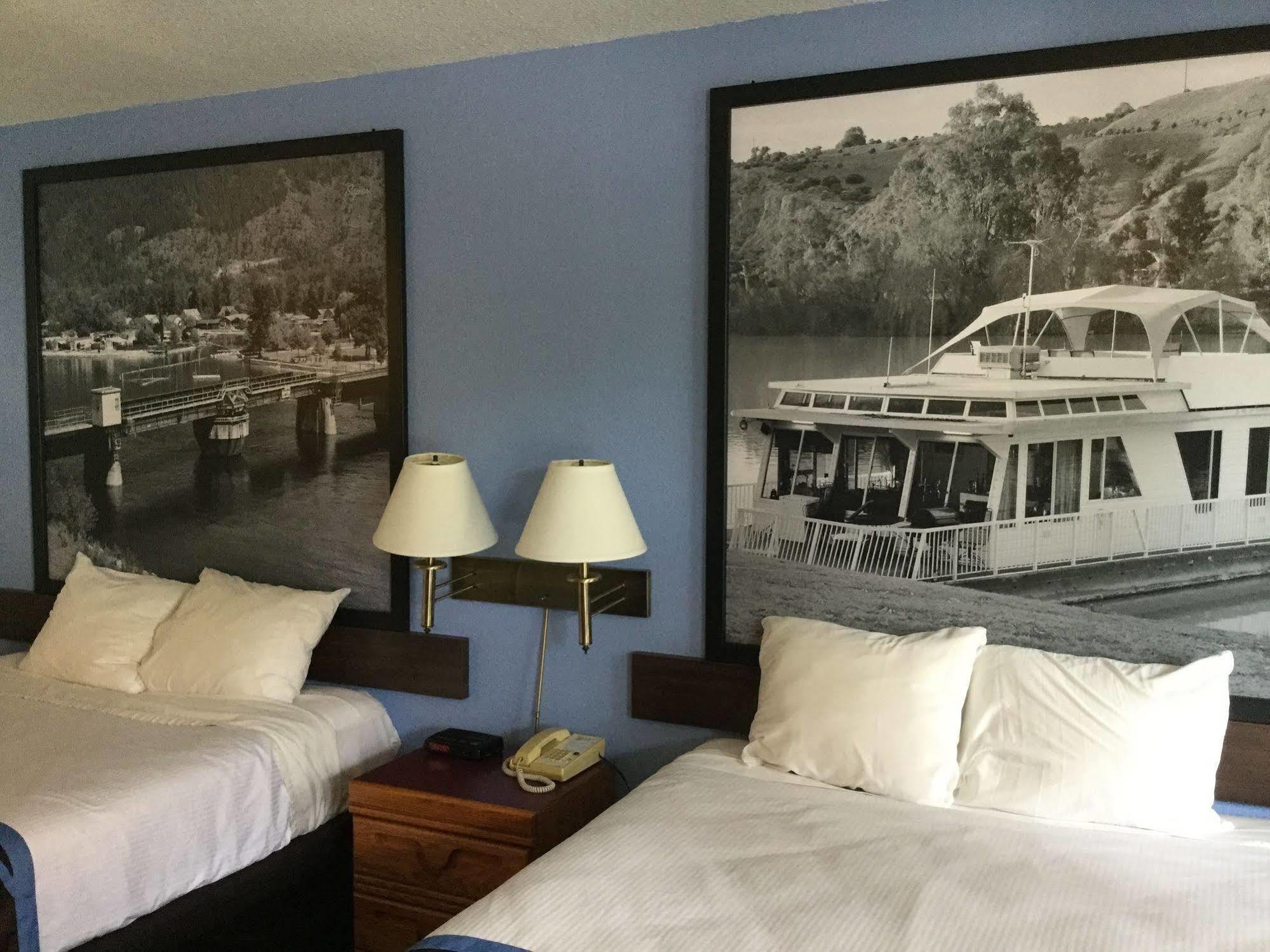 Hotel Super 8 By Wyndham Sicamous Exterior foto